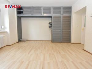 Pronájem bytu 3+1, Praha - Čakovice, Otavská, 77 m2