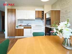 Prodej bytu 2+1, Praha - Zbraslav, Jaromíra Vejvody, 62 m2