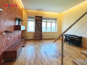 Prodej bytu 2+1, Praha - Zbraslav, Jaromíra Vejvody, 62 m2