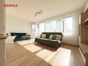 Pronájem bytu 1+kk, Říčany, Vančurova, 37 m2