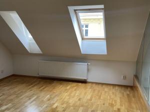 Pronájem bytu 2+kk, Ostrava - Moravská Ostrava, Milíčova, 61 m2