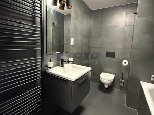 Pronájem bytu 2+kk, Praha - Hloubětín, Poděbradská, 60 m2