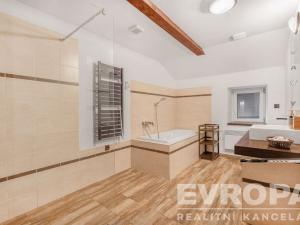 Prodej rodinného domu, Roprachtice, 460 m2