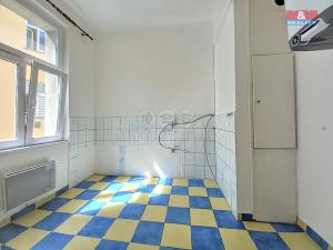 Prodej bytu 2+1, Karlovy Vary, Varšavská, 55 m2