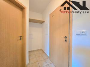 Pronájem bytu 1+kk, Náchod, U Zastávky, 25 m2