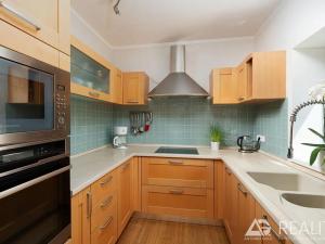 Prodej rodinného domu, Praha - Slivenec, Jantarová, 135 m2