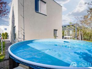 Prodej rodinného domu, Praha - Slivenec, Jantarová, 135 m2