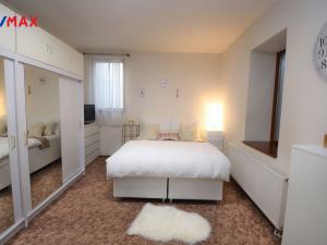 Prodej rodinného domu, Uničov, Masarykovo nám., 272 m2