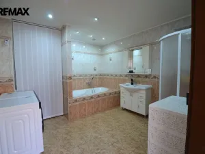 Prodej rodinného domu, Uničov, Masarykovo nám., 307 m2
