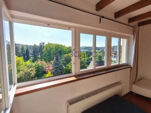 Pronájem bytu 3+kk, Praha - Střešovice, Na Ořechovce, 76 m2
