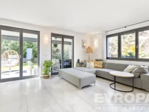 Prodej rodinného domu, Tuchoměřice, Pod Hájem, 205 m2