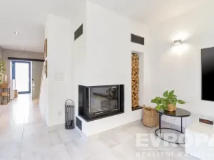 Prodej rodinného domu, Tuchoměřice, Pod Hájem, 205 m2