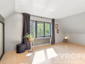 Prodej rodinného domu, Tuchoměřice, Pod Hájem, 205 m2