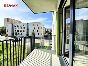 Pronájem bytu 1+kk, Kladno, Štěpána Rautenstraucha, 31 m2