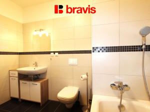 Pronájem bytu 2+kk, Brno, Houbalova, 77 m2