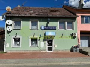 Prodej restaurace, Otrokovice, Nábřeží, 387 m2