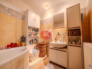 Prodej rodinného domu, Budišov nad Budišovkou - Guntramovice, 200 m2