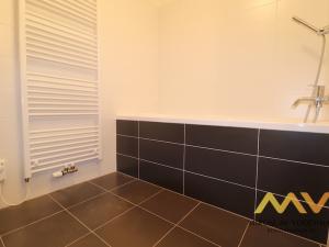 Pronájem bytu 2+kk, Hradec Králové - Nový Hradec Králové, Antonína Petrofa, 60 m2