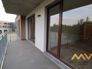Pronájem bytu 2+kk, Hradec Králové - Nový Hradec Králové, Antonína Petrofa, 60 m2