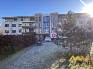 Pronájem bytu 2+kk, Hradec Králové - Nový Hradec Králové, Antonína Petrofa, 60 m2