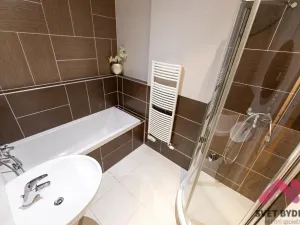 Pronájem bytu 2+kk, Praha - Holešovice, Jankovcova, 54 m2