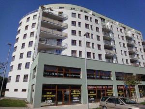 Pronájem bytu 2+kk, Pardubice - Polabiny, Labský Palouk, 58 m2