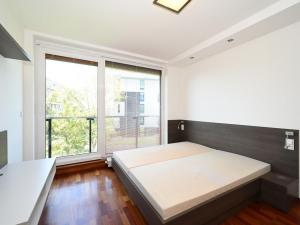 Pronájem bytu 1+kk, Praha - Vinohrady, Italská, 32 m2