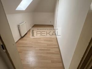 Pronájem bytu 3+kk, Praha - Dejvice, Evropská, 82 m2