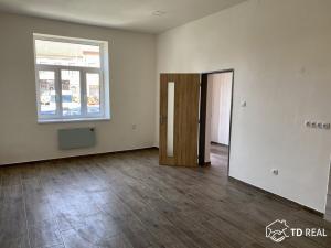 Pronájem bytu 1+kk, Pohořelice, Hybešova, 36 m2