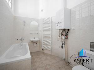 Pronájem bytu 2+1, Praha - Žižkov, Vlkova, 62 m2