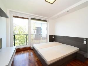 Pronájem bytu 1+kk, Praha - Vinohrady, Italská, 32 m2