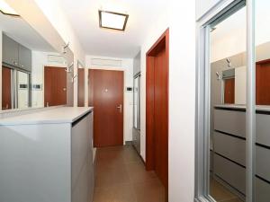Pronájem bytu 1+kk, Praha - Vinohrady, Italská, 32 m2