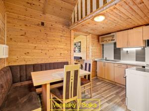 Prodej pozemku, Pochvalov, 9521 m2
