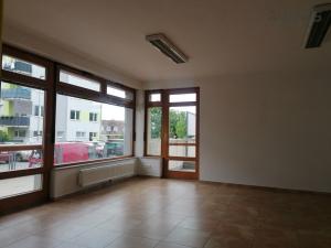 Pronájem obchodního prostoru, Benešov, U Pivovaru, 57 m2