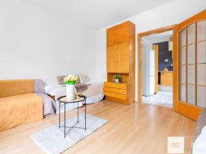 Prodej bytu 2+1, Praha - Hlubočepy, Lamačova, 46 m2