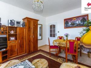 Prodej bytu 2+1, Butoves, 58 m2