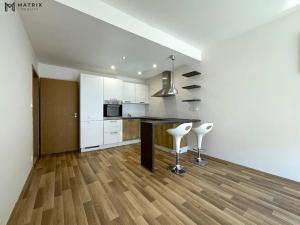 Pronájem bytu 2+kk, Praha - Dolní Měcholupy, Kryšpínova, 54 m2