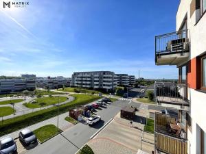 Pronájem bytu 2+kk, Praha - Dolní Měcholupy, Kryšpínova, 54 m2