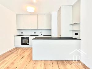 Pronájem bytu 2+kk, Praha - Strašnice, Ramonova, 59 m2