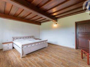 Prodej rodinného domu, Kájov, 221 m2
