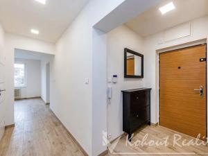 Pronájem bytu 1+1, Praha - Strašnice, Na Třebešíně, 50 m2