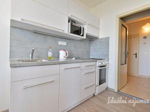 Pronájem bytu 3+1, Brno - Bohunice, Arménská, 75 m2
