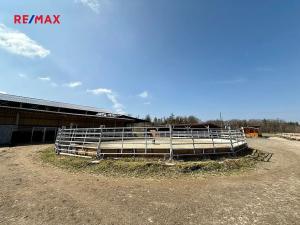 Prodej ubytování, Spálené Poříčí, 1303 m2