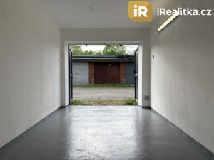 Prodej garáže, Kopřivnice, Husova, 20 m2