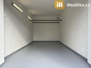 Prodej garáže, Kopřivnice, Husova, 20 m2