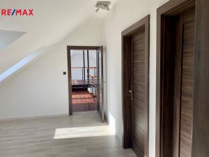 Prodej rodinného domu, Pětihosty, 200 m2