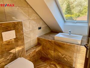 Prodej rodinného domu, Pětihosty, 200 m2