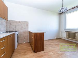 Prodej bytu 3+1, Praha - Kobylisy, Kaňkovského, 64 m2