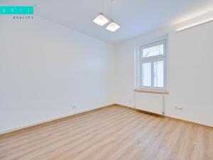 Pronájem bytu 3+1, Olomouc, Komenského, 105 m2