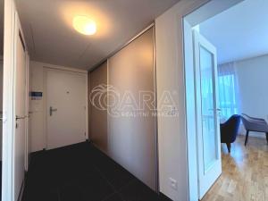 Pronájem bytu 3+kk, Praha - Modřany, Kolmanova, 77 m2